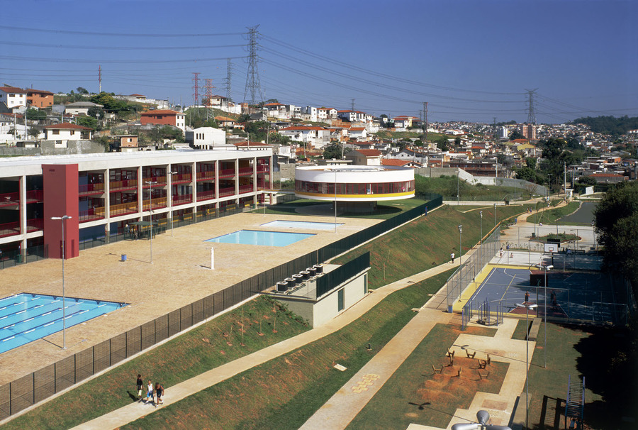 Fachada do CEU Butantã