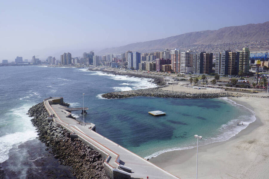 Foto aérea do litoral de Antofagasta, território chileno reivindicado pelos bolivianos