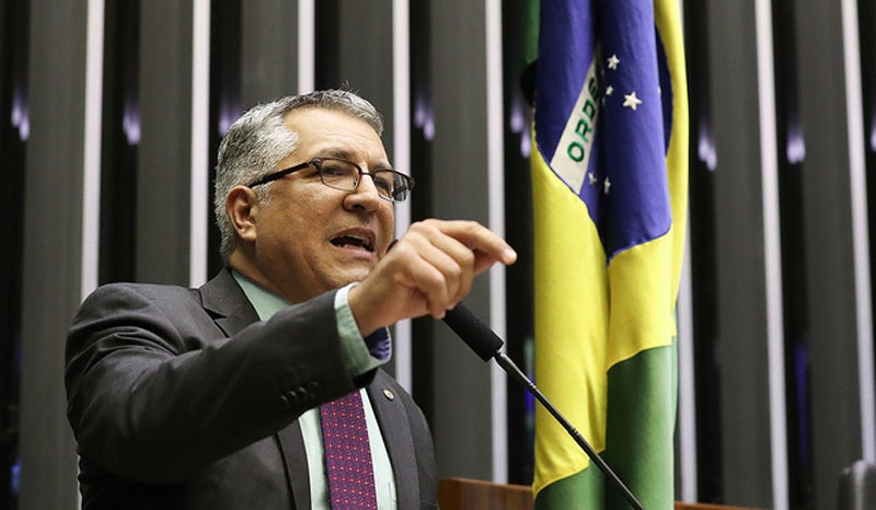 Deputado Alexandre Padilha fala na tribuna da Câmara Federal