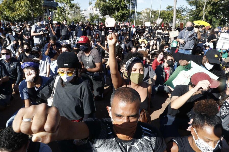 Manifestantes do Dia Nacional da Consciência Negra