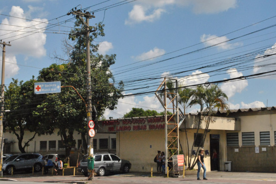 Foto da fachada do prédio do PS de Santana